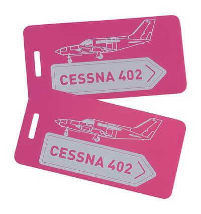 Cessna 402, Red