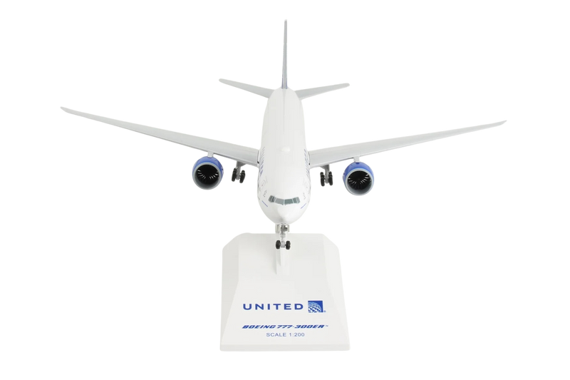 United 777-300 model airplane side view with gear