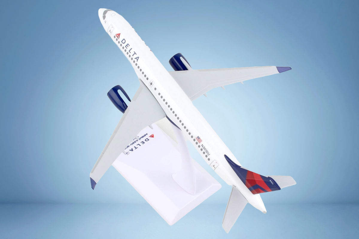 Delta Airbus A220-300, SKR 1091 by Skymarks, 1/200 Scale | Air