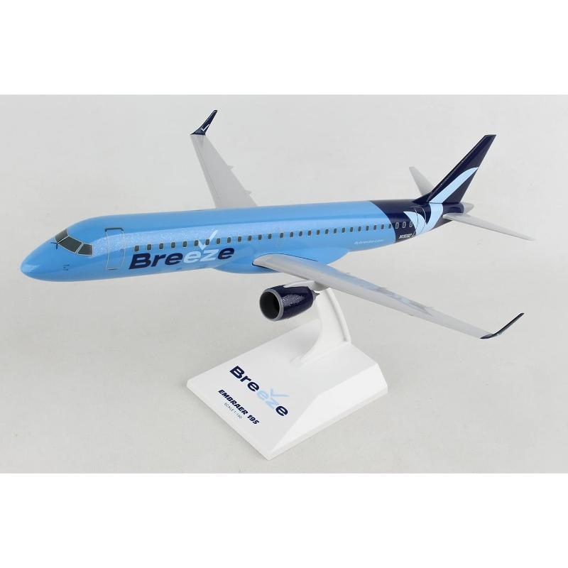 Breeze E195 Die Cast Model, 1/100 Scale by Skymarks