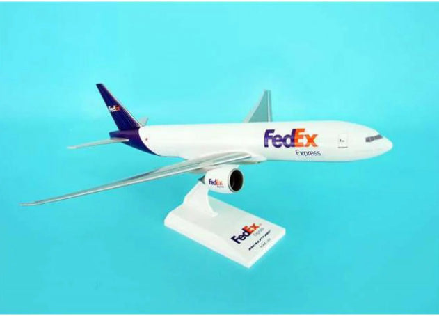 Federal Express B777-200F, SKR 413 Scale Model