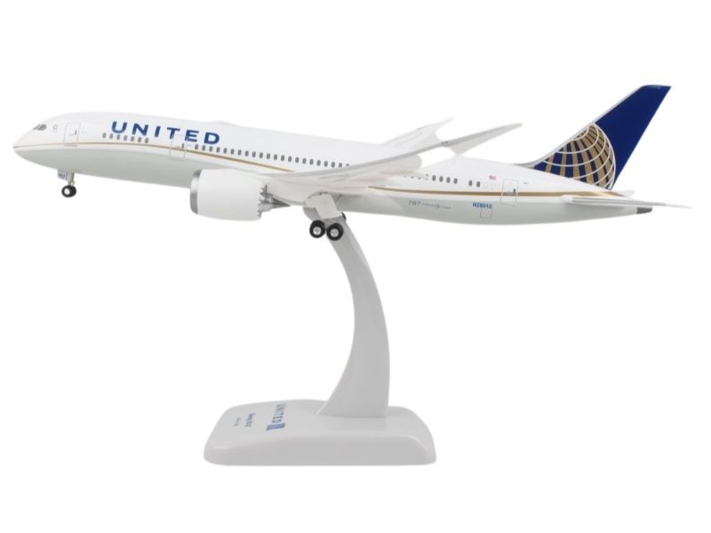 United 787-8 Model with Gear 1/200 Scale, by Hogan