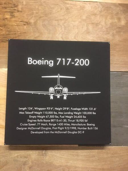 B-717-200
